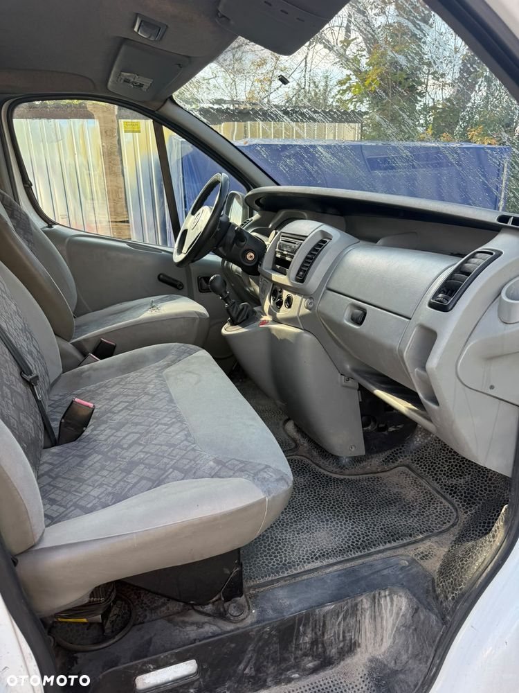 Opel VIVARO - 12