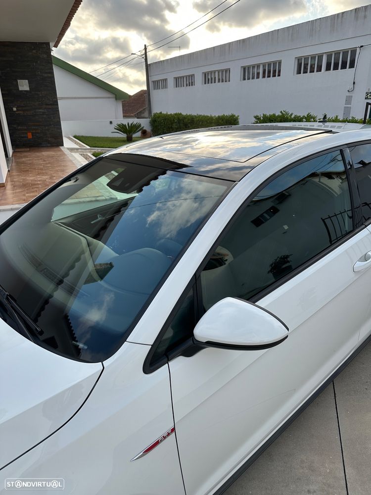 VW Golf 2.0 TSi GTi DSG Performance - 16