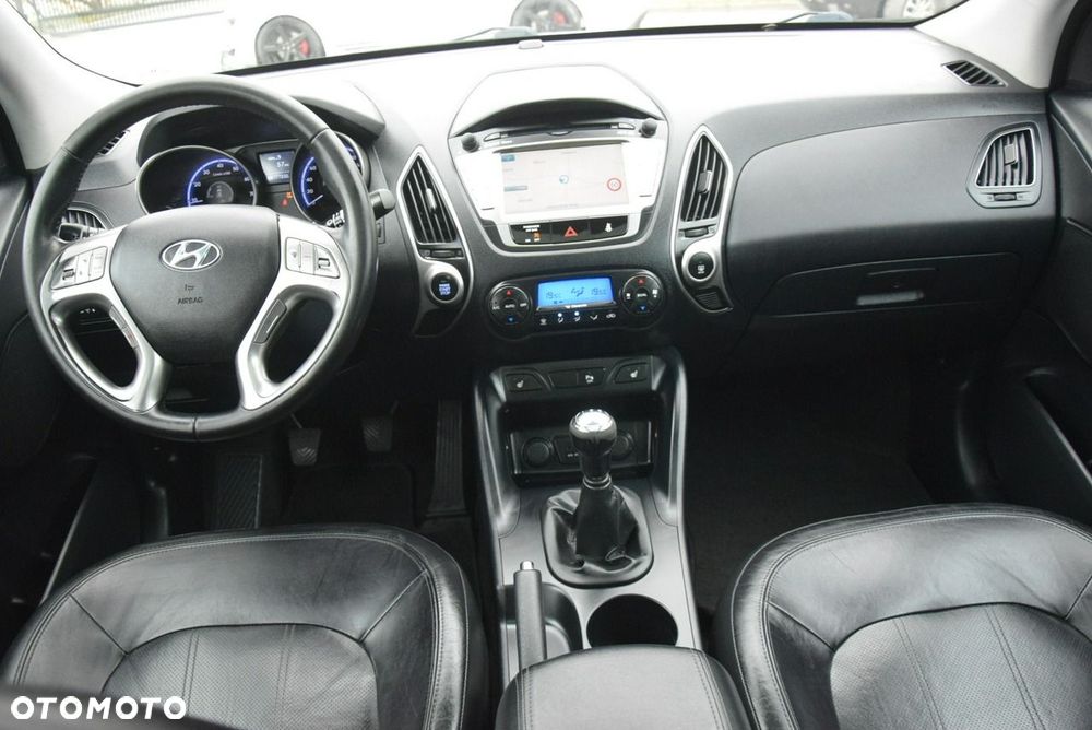 Hyundai ix35 2.0 4WD Premium - 23