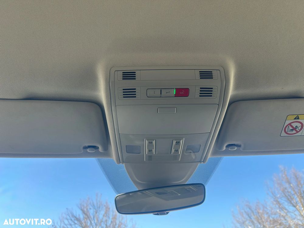 Volkswagen Polo 1.0 TSI DSG Life - 31