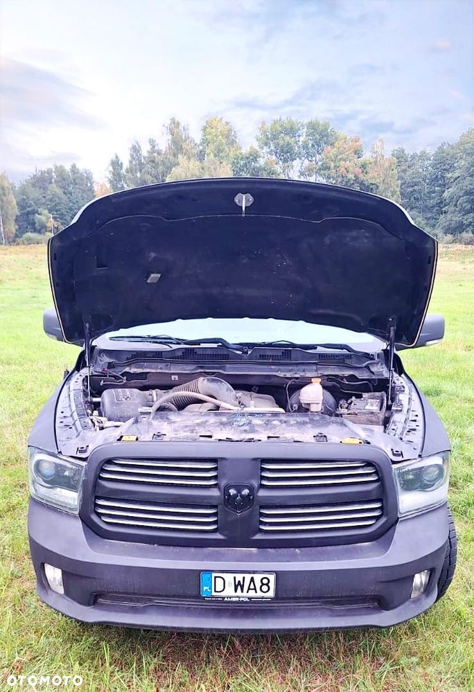 Dodge RAM 5.7 4x4 - 7