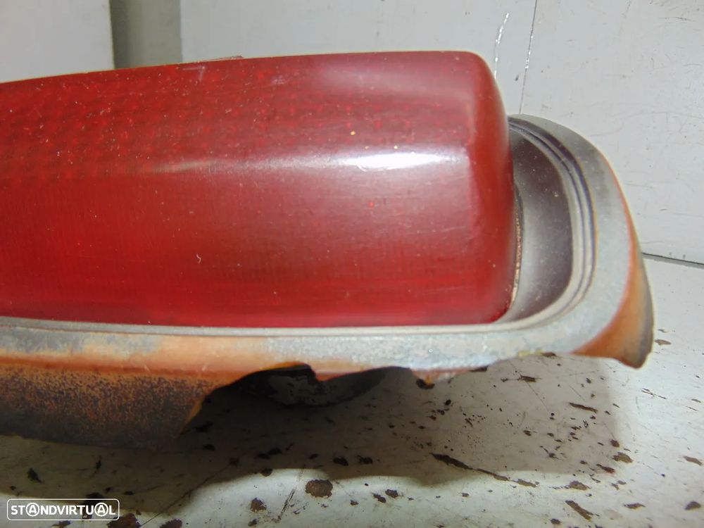 Datsun 100A farolim - 4