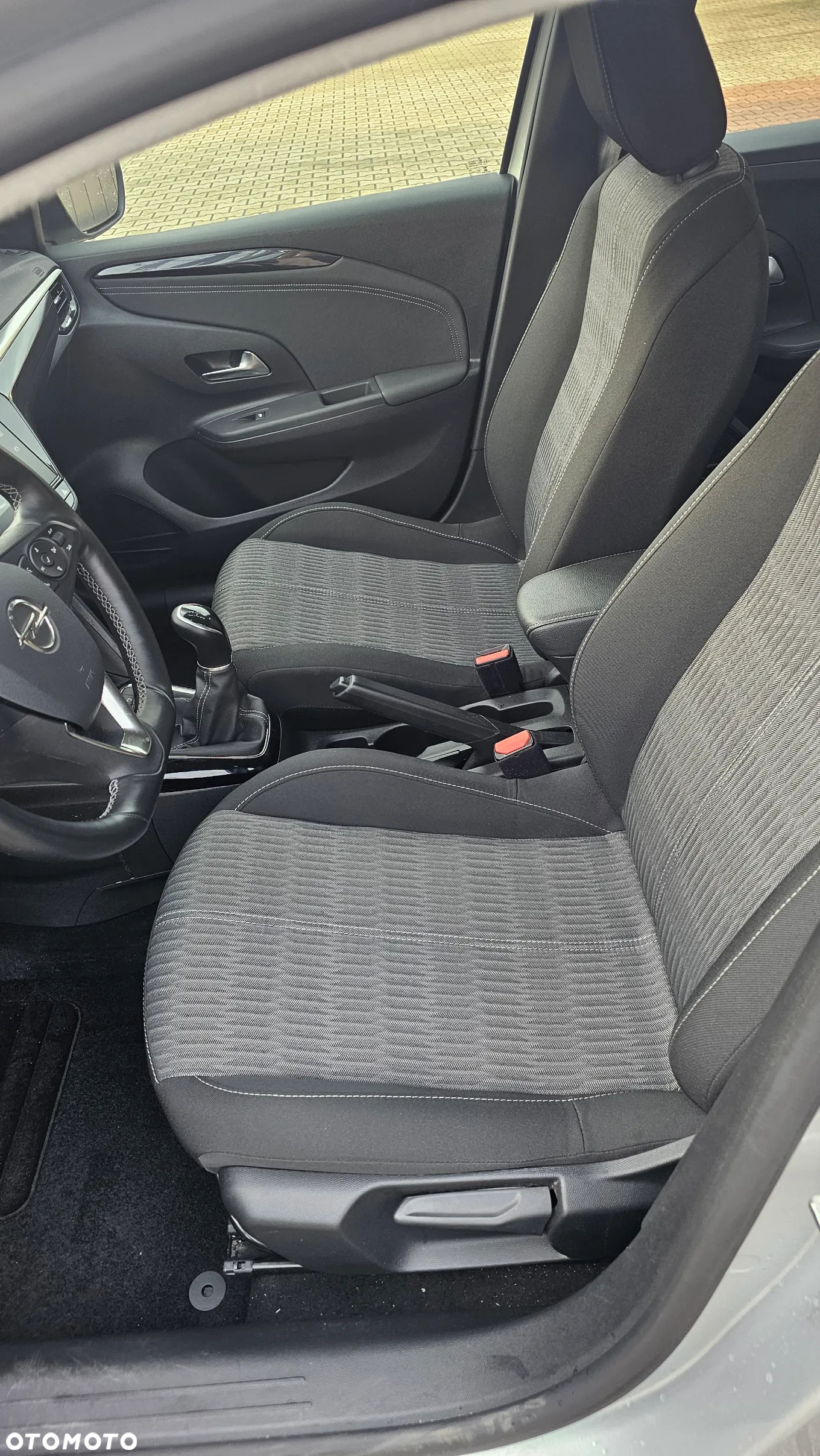 Opel Corsa 1.2 Edition S&S - 9