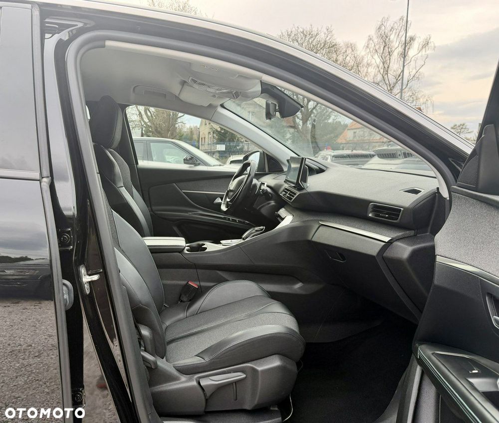 Peugeot 3008 1.6 PureTech Hybrid PHEV Allure Pack S&S EAT8 - 13