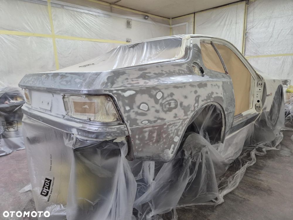 Porsche 944 - 36