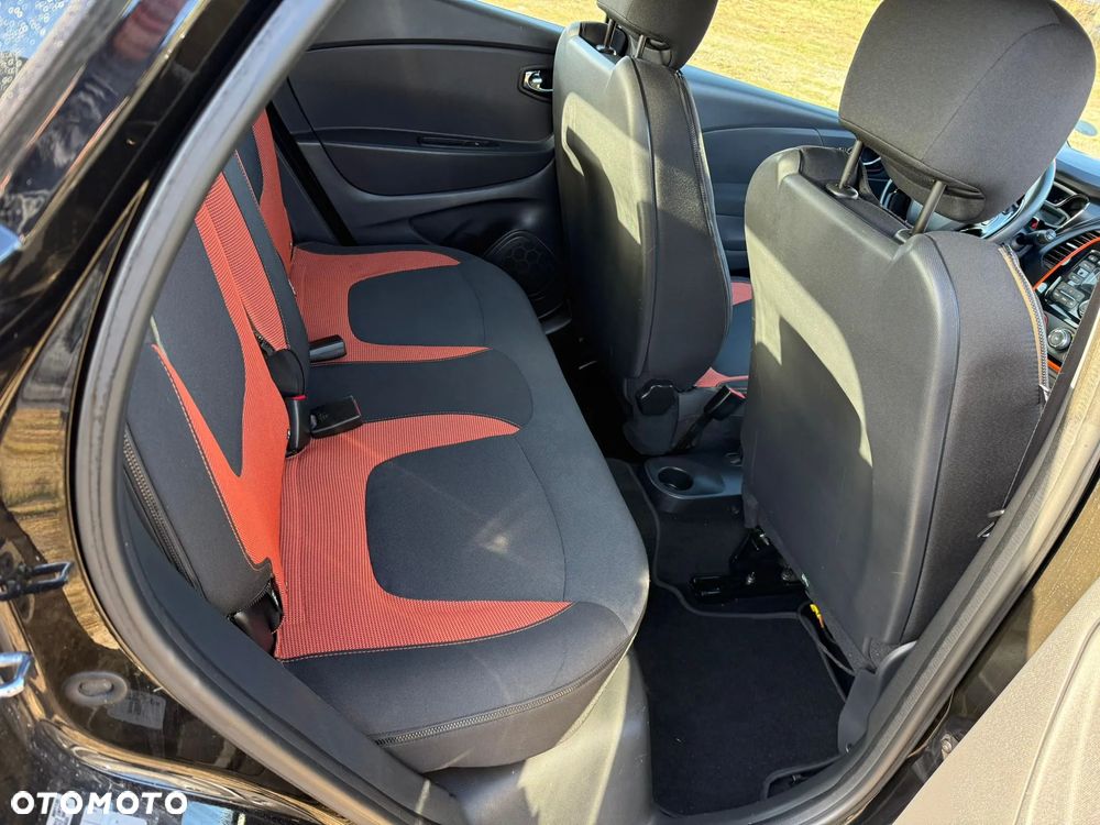 Renault Captur ENERGY dCi 90 Start&Stop Luxe - 18