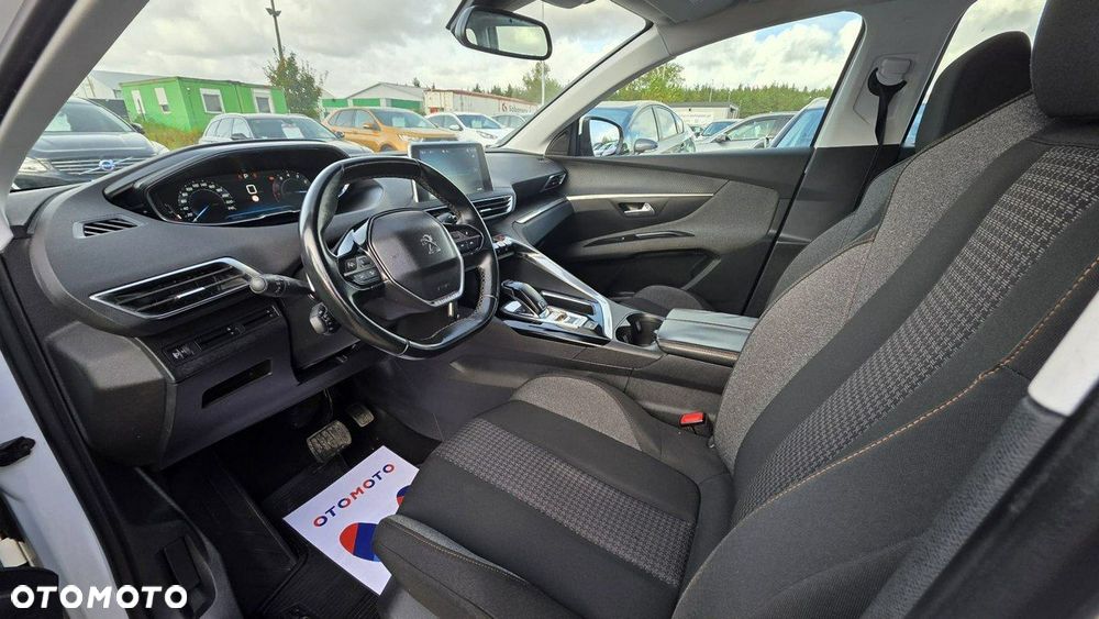 Peugeot 5008 - 13