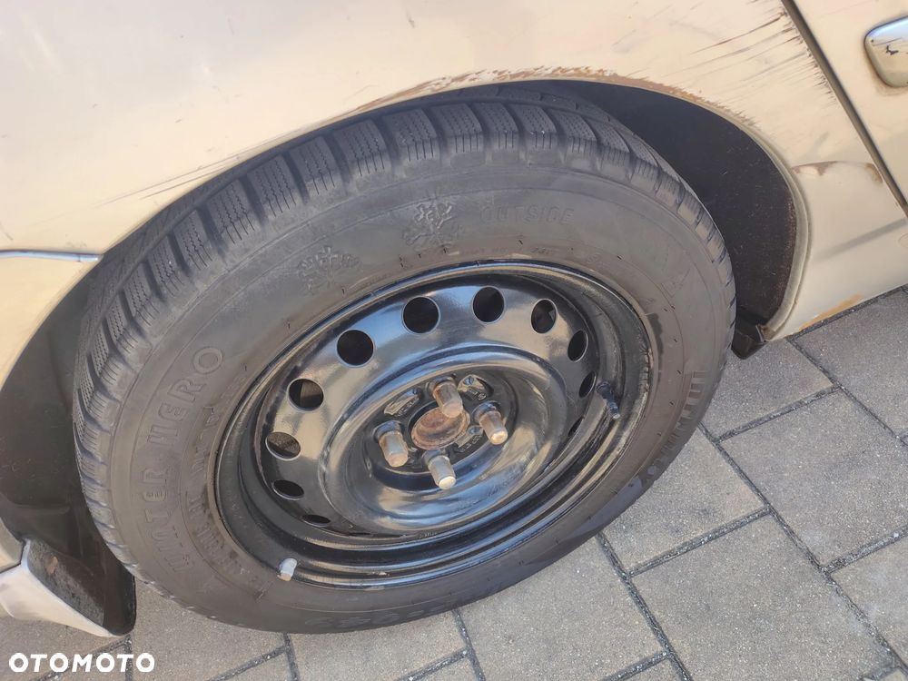 Toyota Corolla 1.6 VVT-i Sol - 10