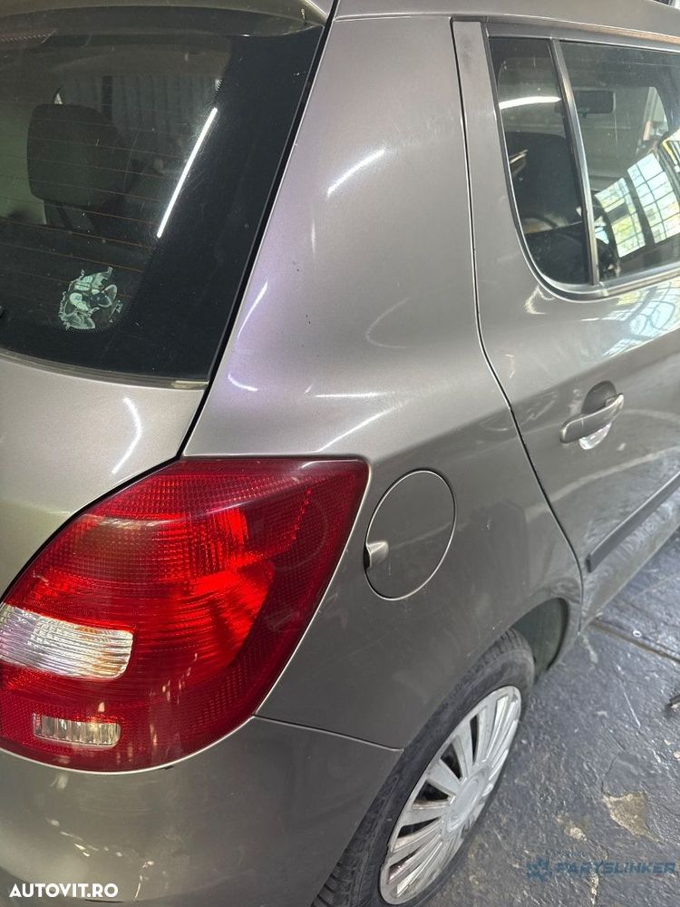 Aripa spate dreapta SKODA FABIA II 542 2006 - 2014 1.2 1.2 BBM, CHFA - 2