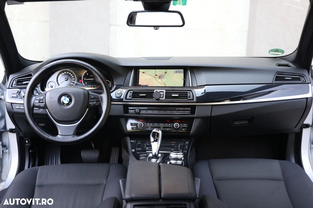 BMW Seria 5 518d Aut. - 14