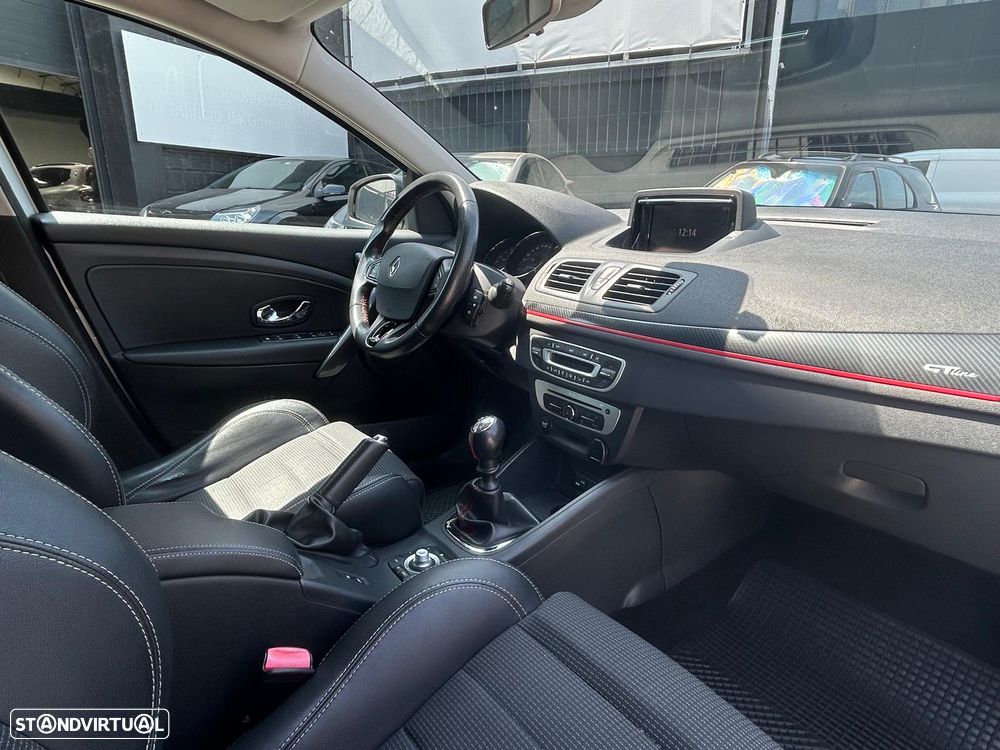 Renault Mégane Sport Tourer 1.5 dCi GT Line SS - 6