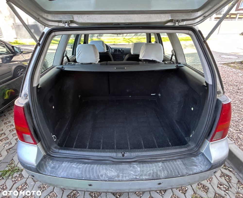 Volkswagen Golf 1.9 TDI Comfortline Tiptr - 8