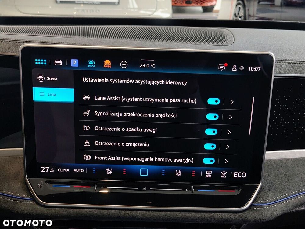 Volkswagen Passat - 21