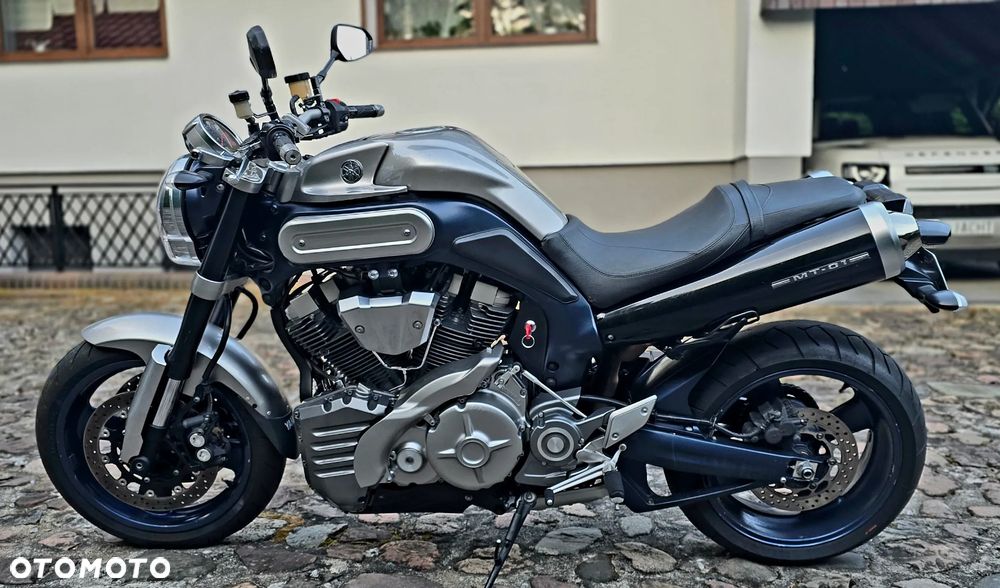 Yamaha MT - 5