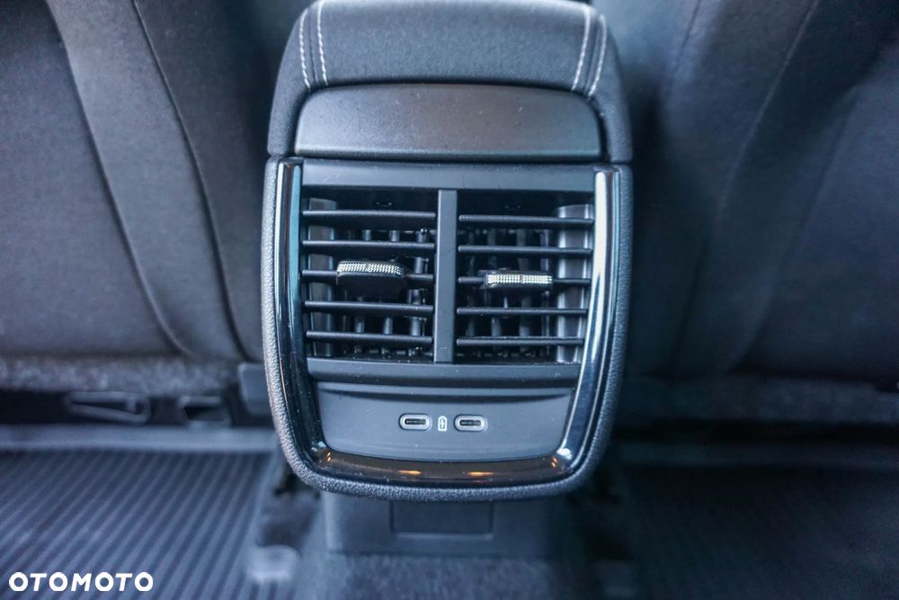 Skoda Kamiq 1.0 TSI Selection DSG - 29