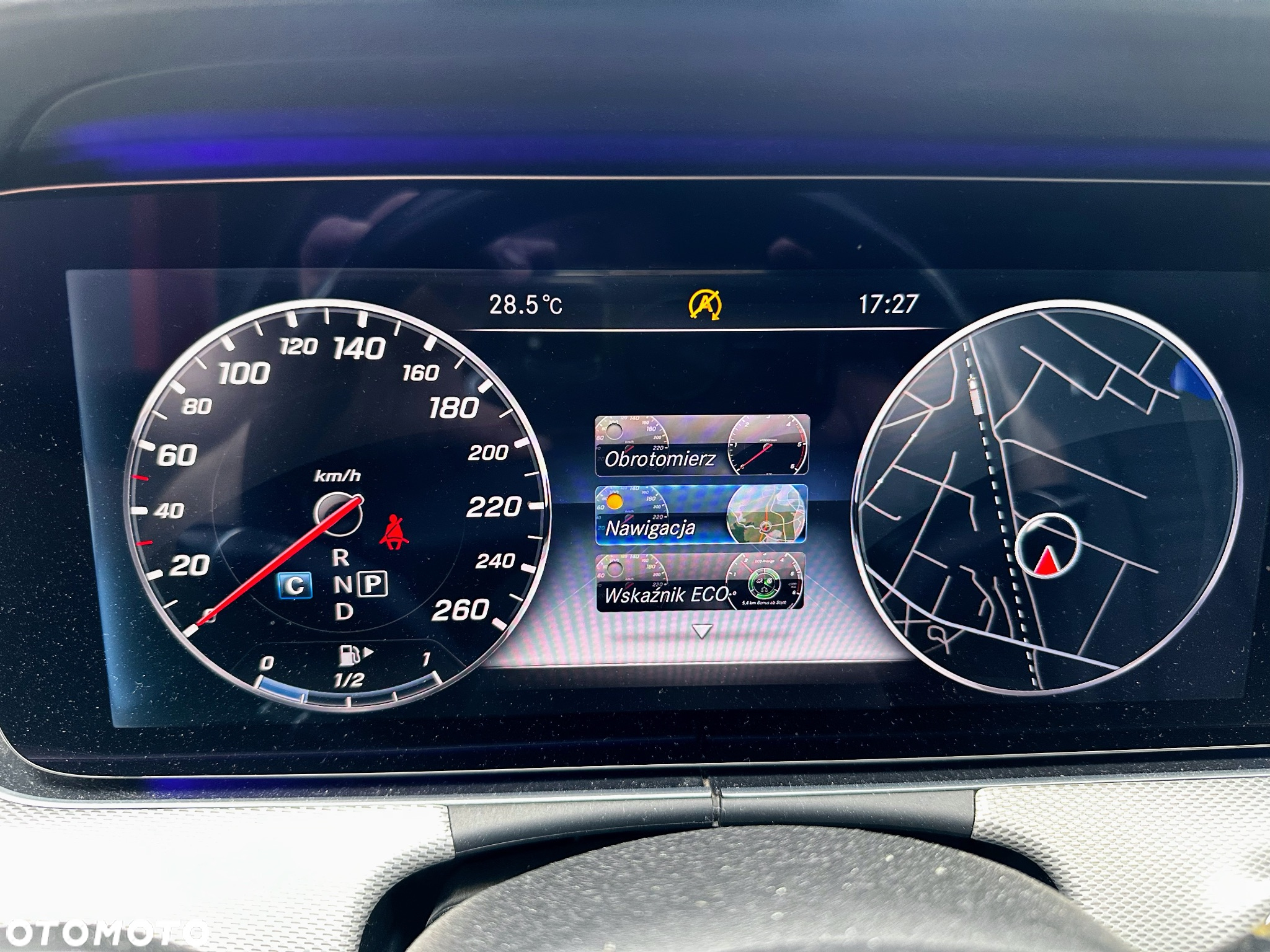 Mercedes-Benz Klasa E 200 d 9G-TRONIC - 14