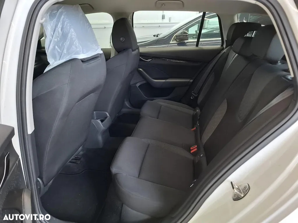 Skoda Octavia Combi 2.0 TDI Active - 3