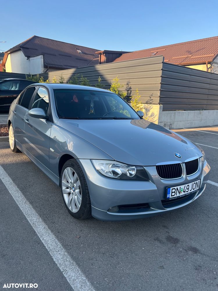 BMW Seria 3 320d DPF Aut. - 2