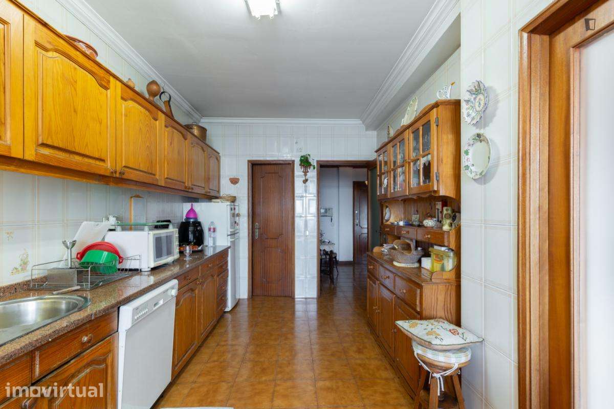 Quarto - localizado em Rio Tinto Porto - Grande imagem: 4/18