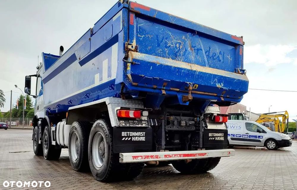 Mercedes-Benz Arocs 4151 8x4 - 7