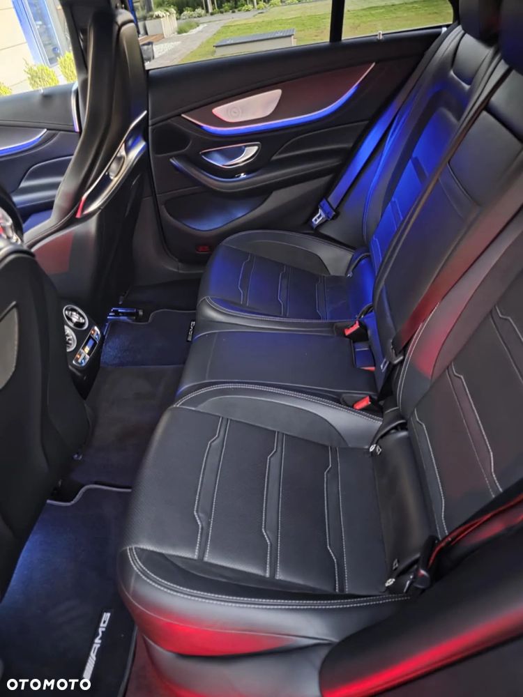 Mercedes-Benz AMG GT 43 4-Matic+ - 16