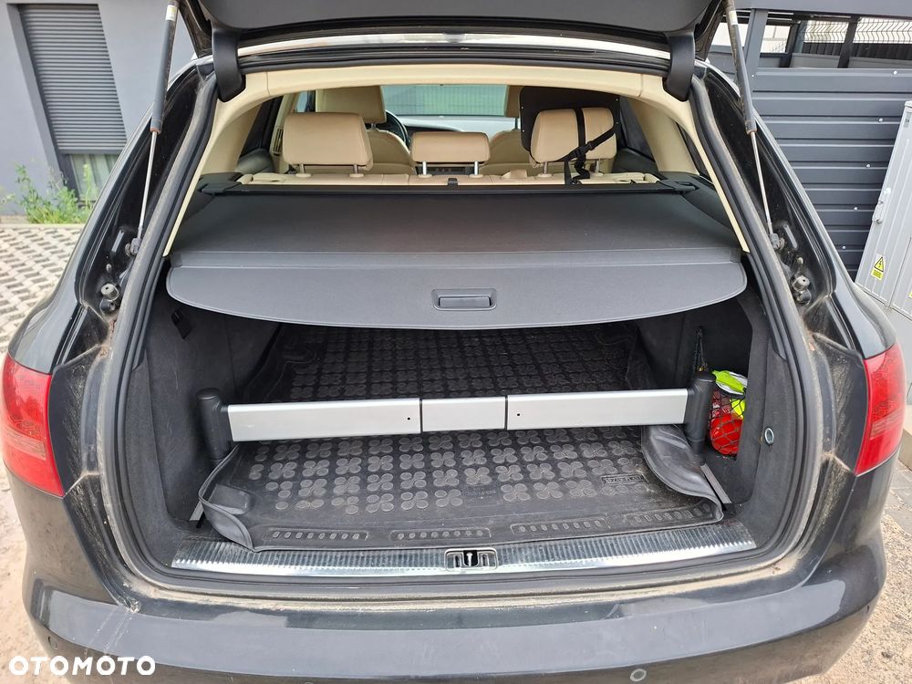 Audi A6 Avant 2.4 Quattro - 13