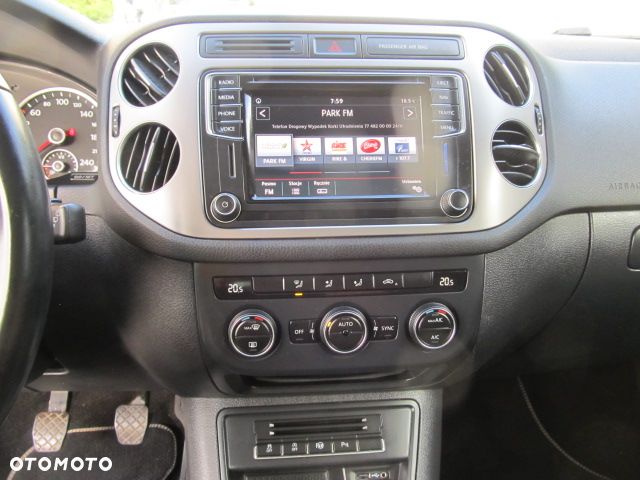 Volkswagen Tiguan 2.0 TDI SCR BlueMotion Technology Lounge Sport & Style - 23