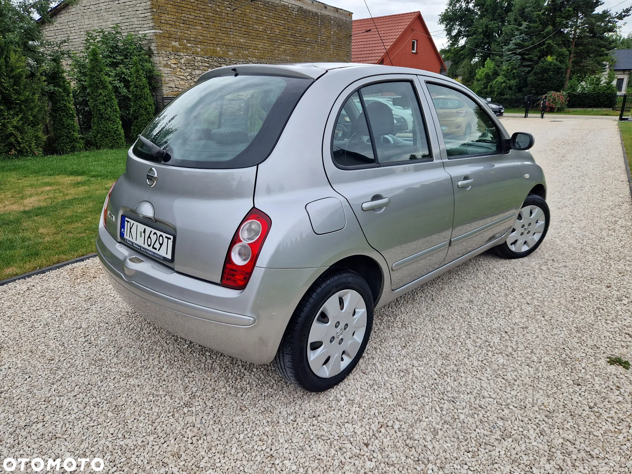 Nissan Micra - 24