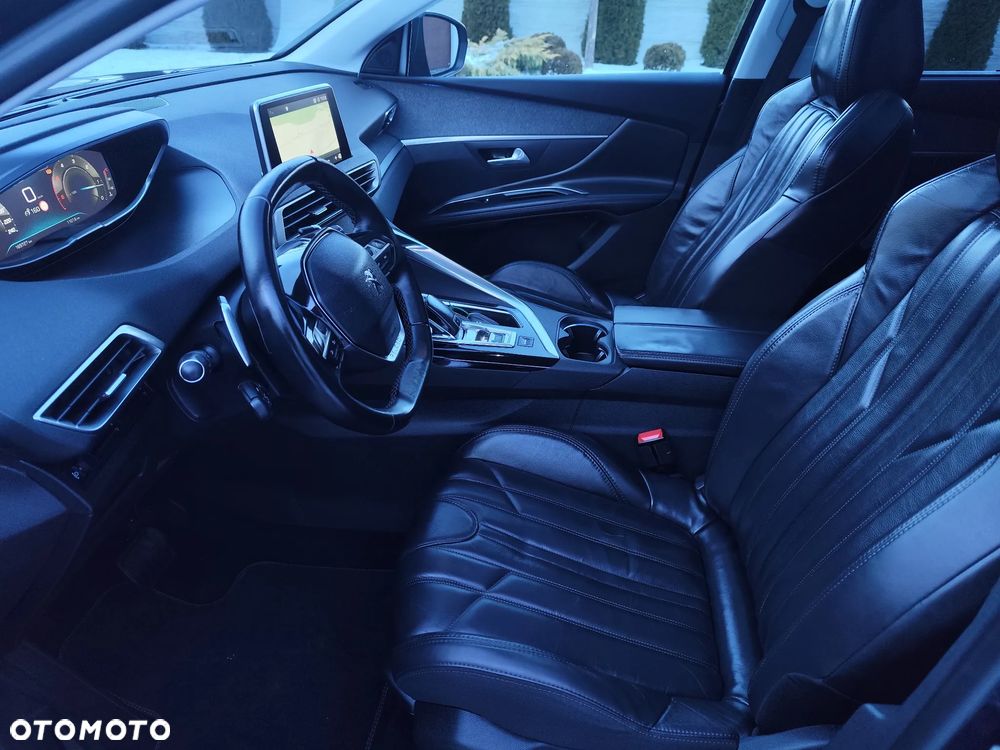 Peugeot 5008 1.6 BlueHDI Allure S&S EAT6 - 15