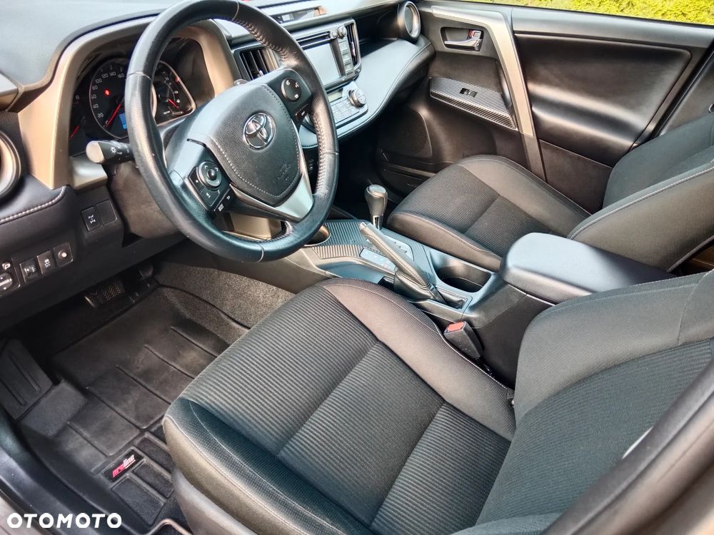 Toyota RAV4 2.0 Premium MS - 10