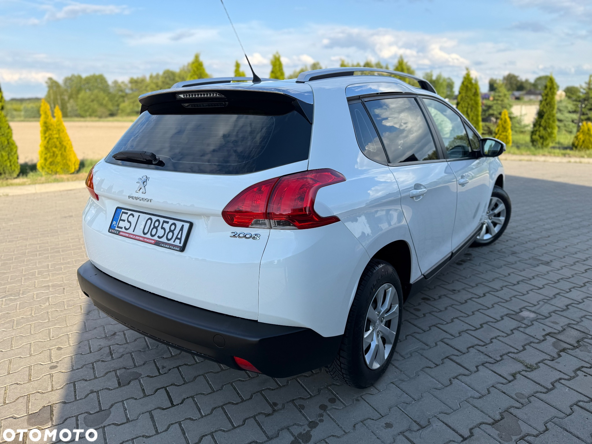 Peugeot 2008 1.2 Pure Tech Access - 25
