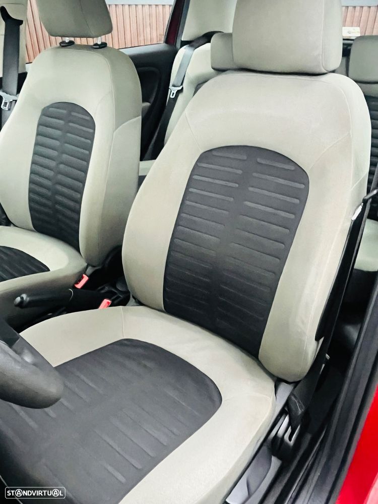 Fiat Grande Punto 1.2 Dynamic - 37