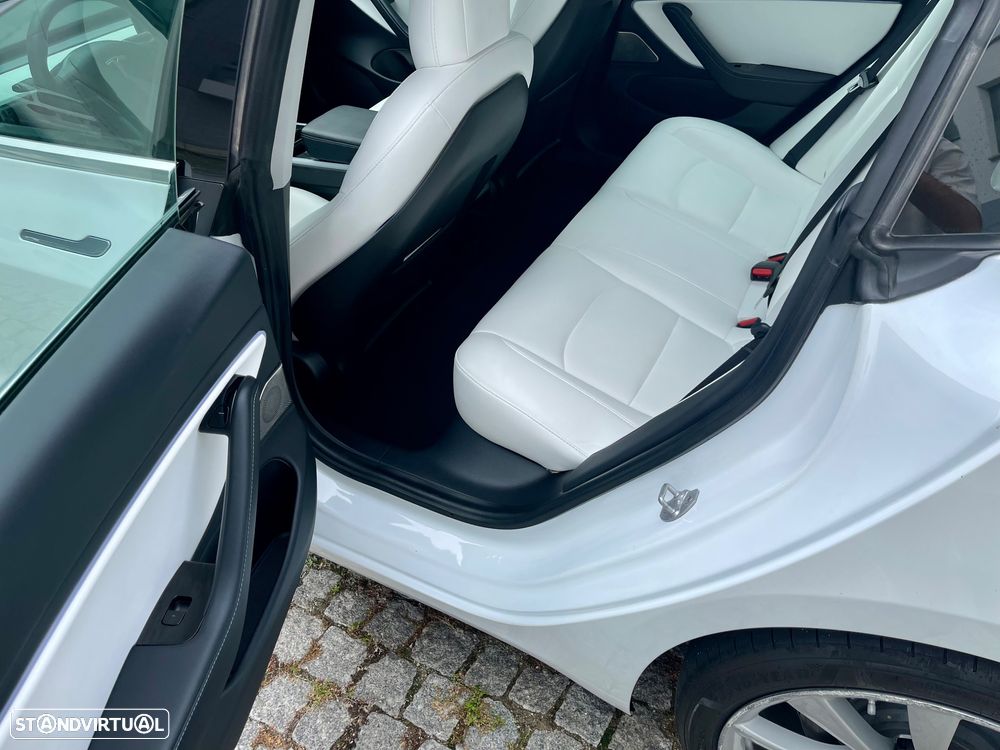 Tesla Model 3 Long Range AWD Dual Motor - 25