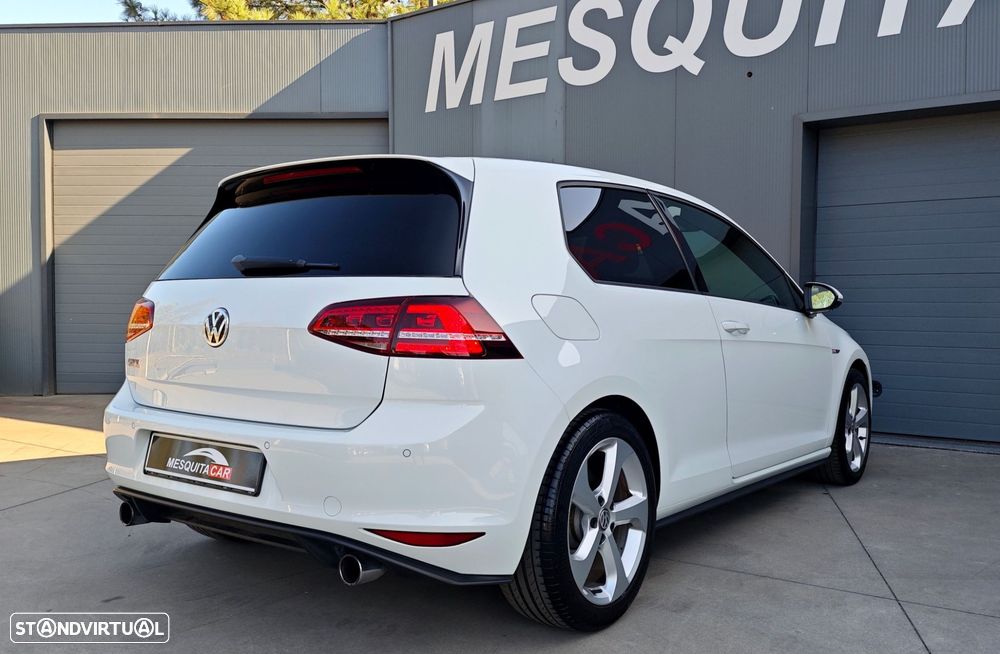 VW Golf 2.0 TSi GTi - 4