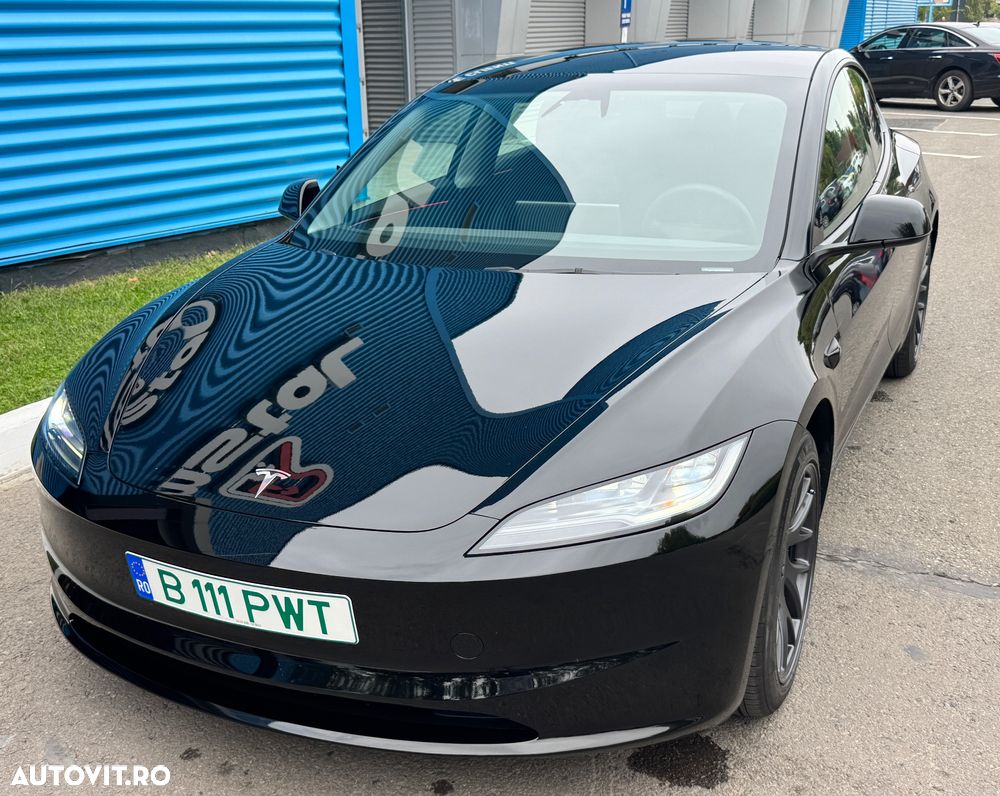 Tesla Model 3 - 22