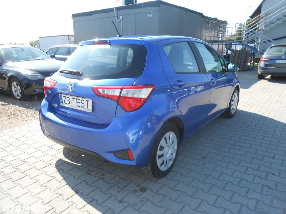 Toyota Yaris 1.0 Life EU6 - 4