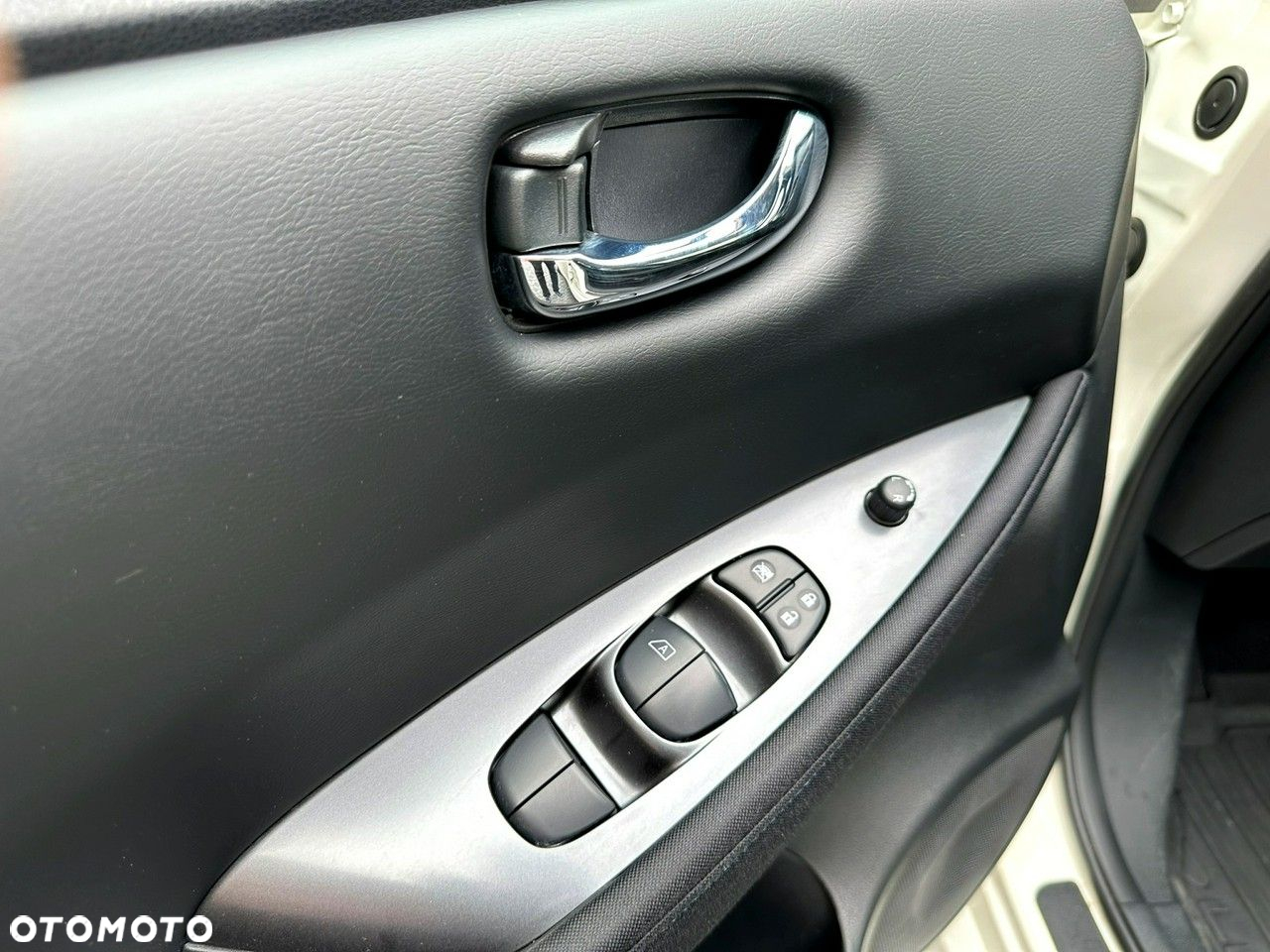 Nissan Leaf 40kWh Visia - 22