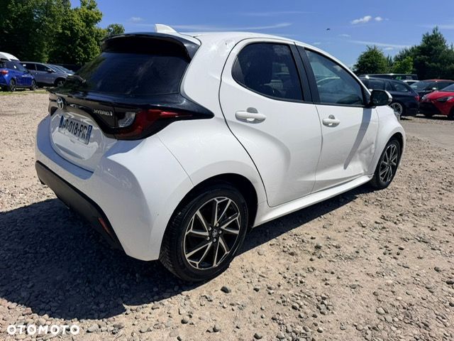 Toyota Yaris 1.5 Premium CVT - 11