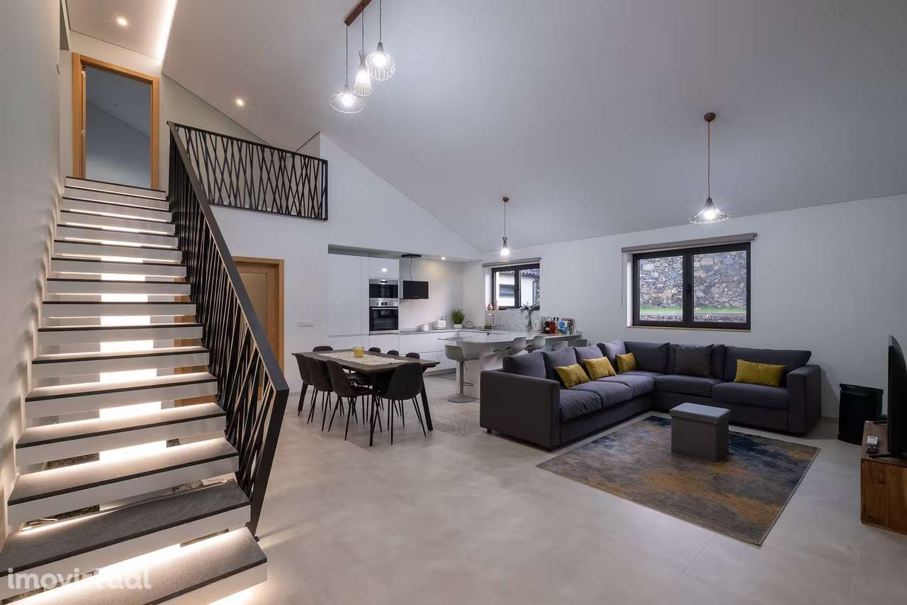 Refúgio de Luxo e Investimento de Alta Performance em São Miguel - Grande imagem: 5/36