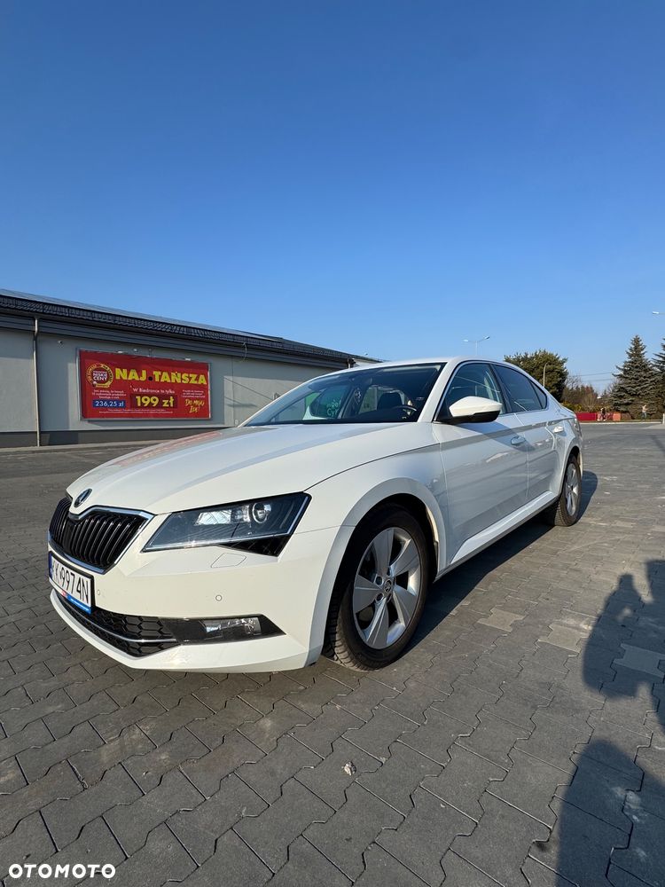 Skoda Superb 1.6 TDI Ambition DSG - 1
