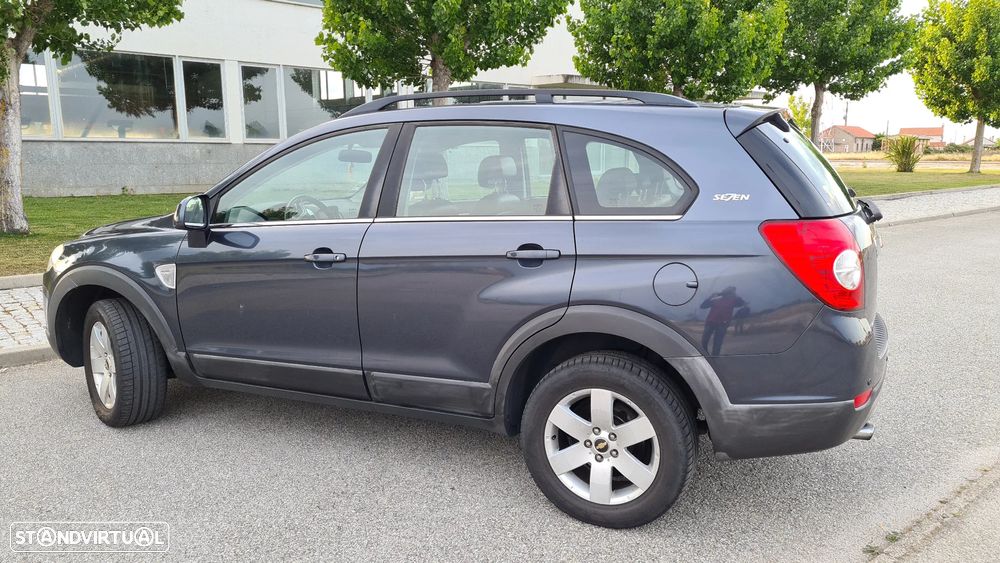 Chevrolet Captiva 2.0 VCDi Seven 7L - 4