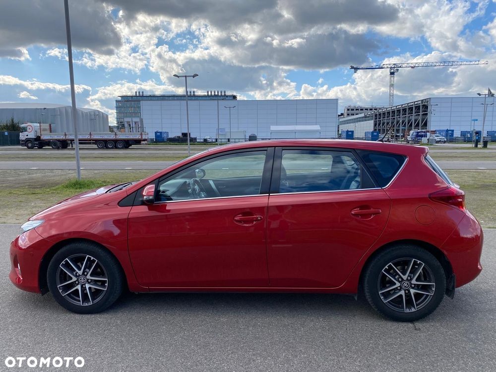 Toyota Auris 1.6 Prestige MS - 5