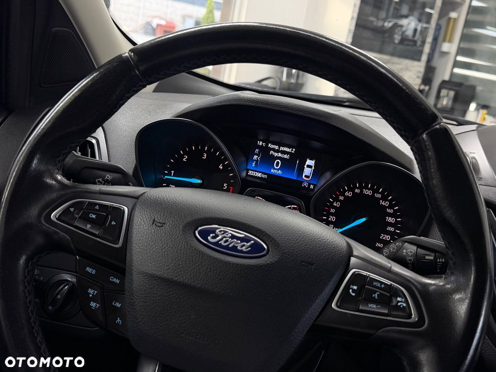 Ford Kuga 1.5 TDCi 2x4 Titanium - 15