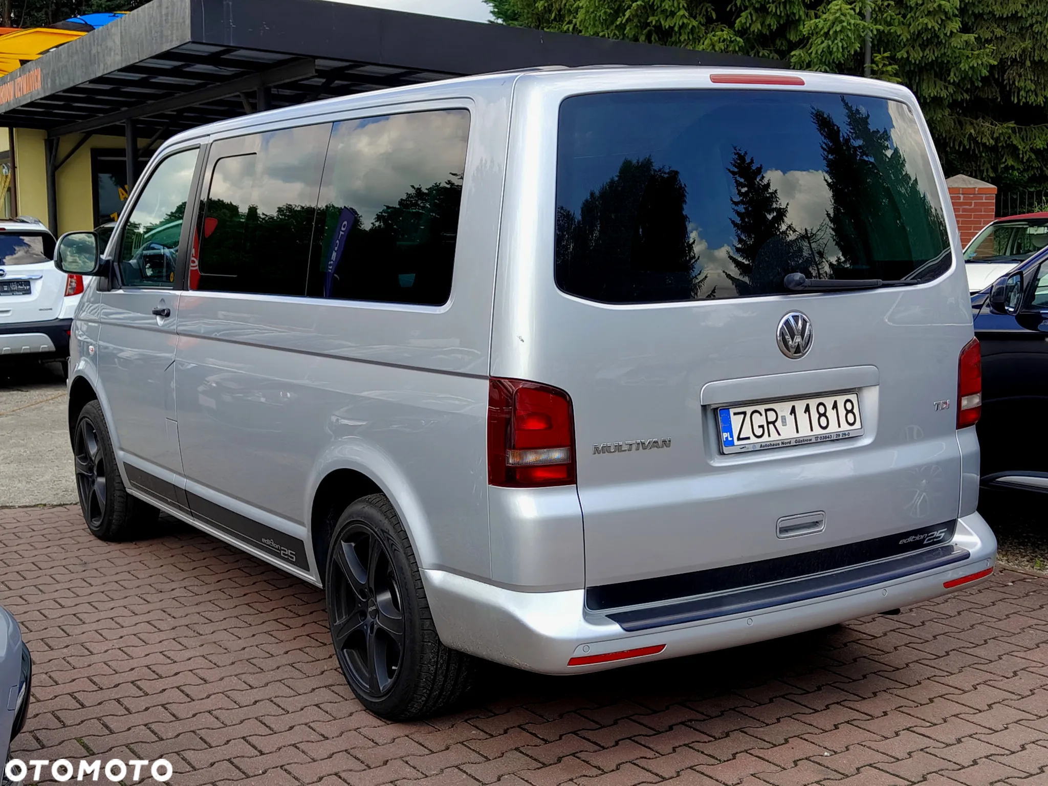 Volkswagen Multivan BiTDI L1 Edition 25 - 9