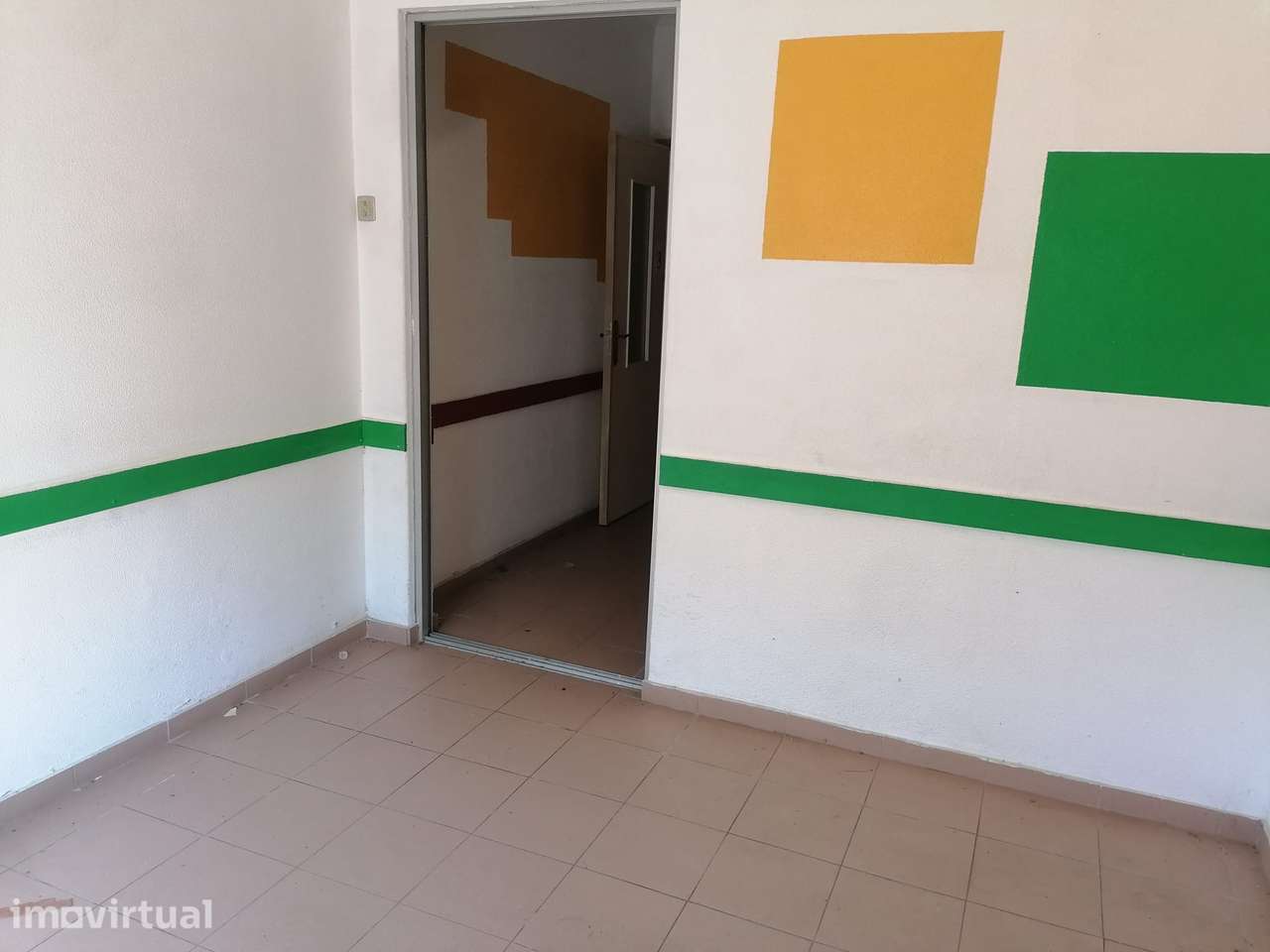 T2 C/ TERRAÇO DE 46M² A 3 MIN DA ESTAÇÃO DE QUELUZ - Grande imagem: 5/10