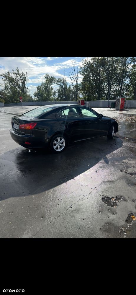 Lexus IS - 3