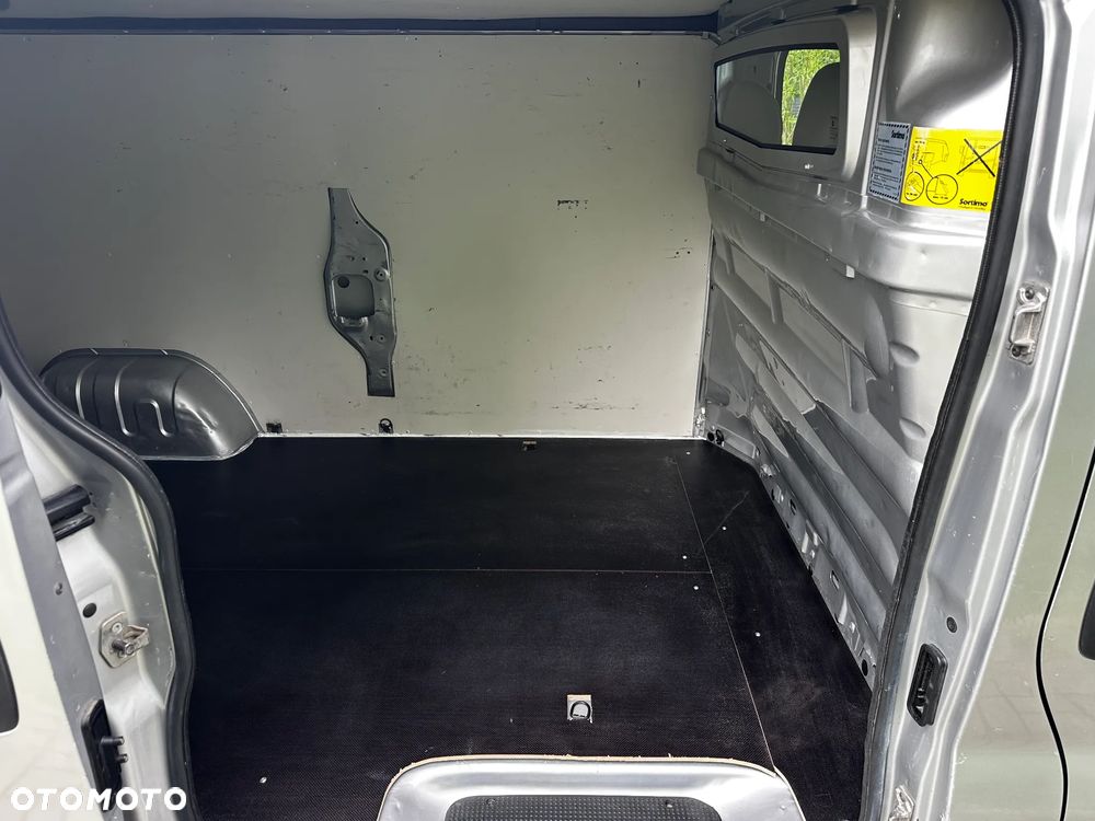 Nissan Primastar - 32