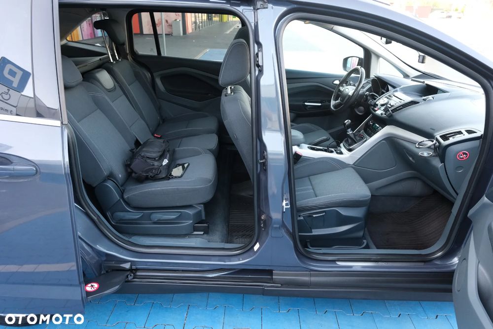 Ford Grand C-MAX 2.0 TDCi Titanium - 18