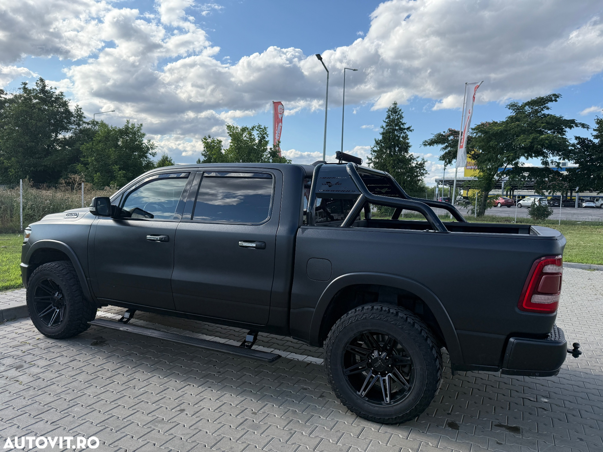 Dodge RAM - 6