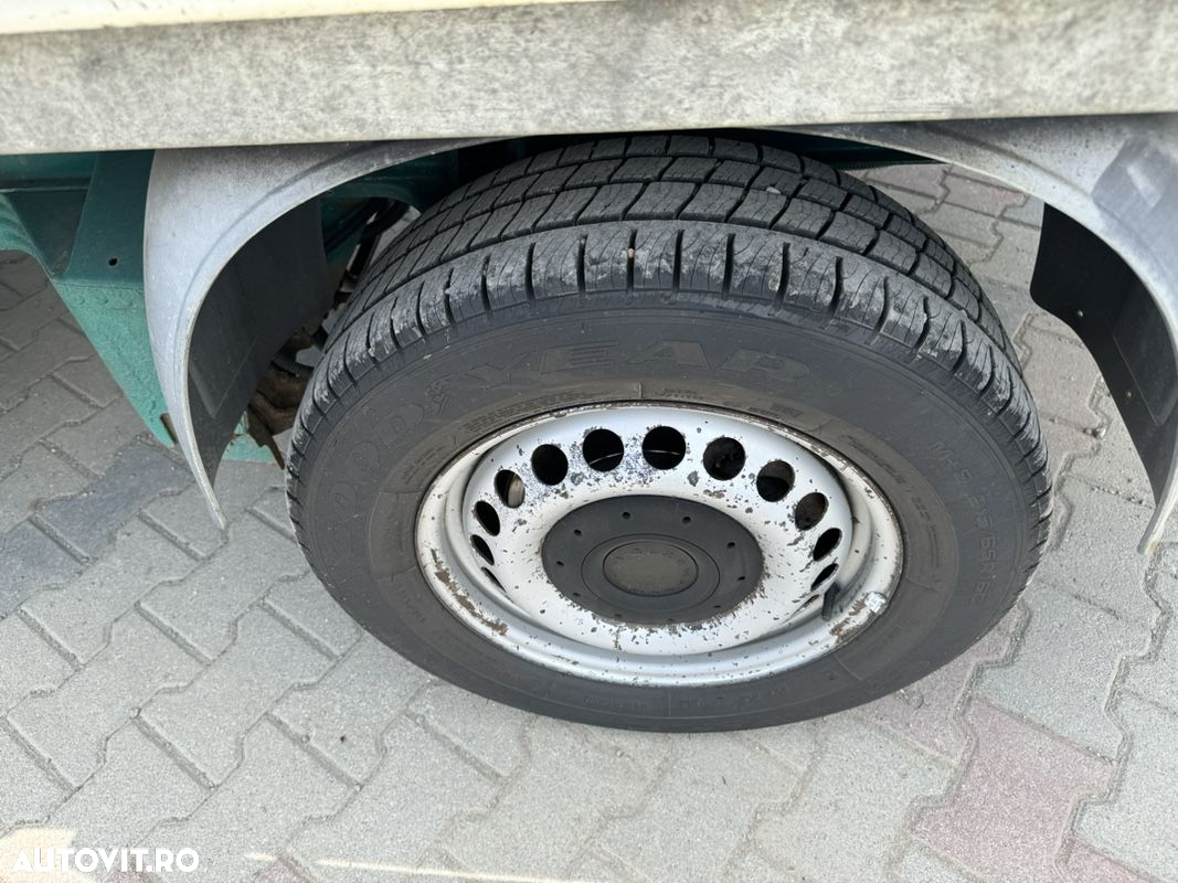 Volkswagen Transporter T5 Doka - 22